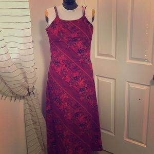 Beautiful red/black print dress with deep Vback